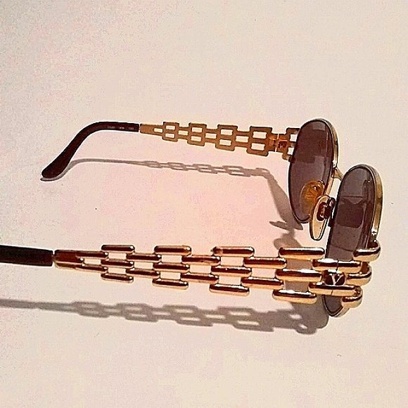 Valentino Vintage Women's Sunglasses - Picture 2 of 10